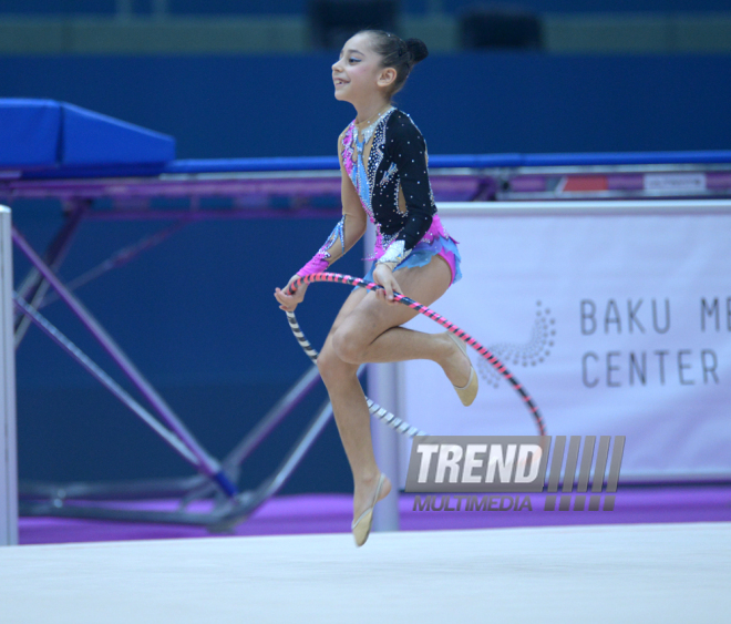 Bədii gimnastika üzrə 22-ci Azərbaycan Birinciliyi və Bölgələrarası Kubok yarışları. Bakı, Azərbaycan, 17 dekabr 2015